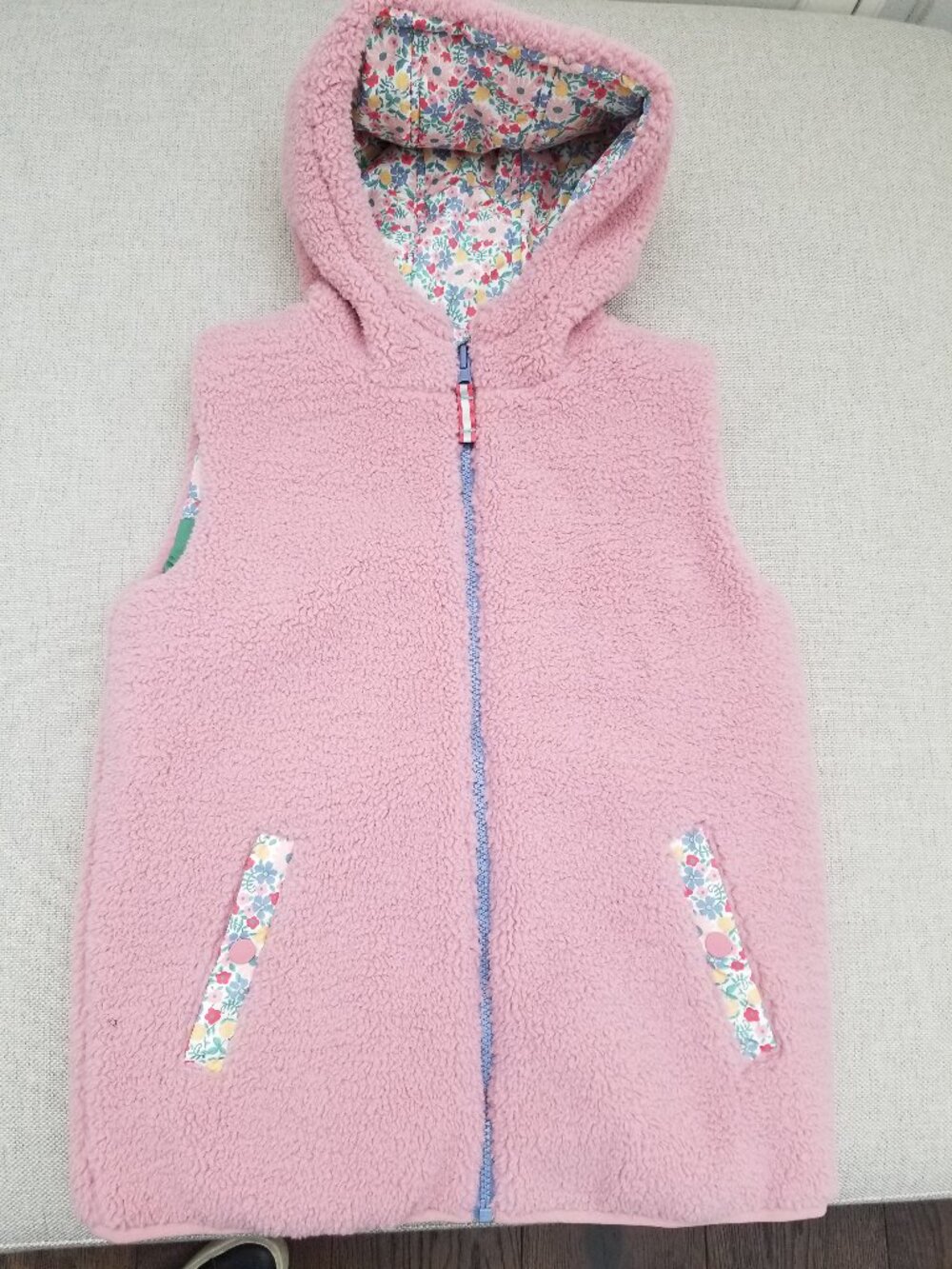 Mini Boden Girl's Pink & Floral Sherpa Reversible Vest  Age 11-12